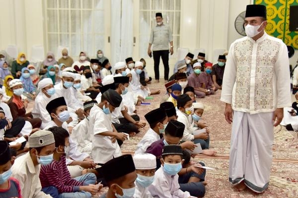 Tahlilan Hari Ketiga Alm Zulfikar Tarius,Edy Rahmayadi Ucapkan TerimaKasih Atas Doa yang Dipanjatkan